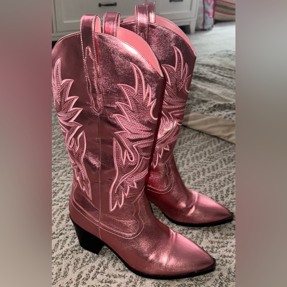 Pink cowgirl boots